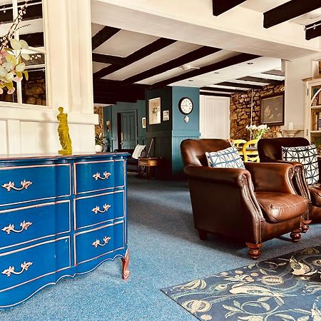 Britannia House Vintage B&B Cornwall Хелстон Экстерьер фото