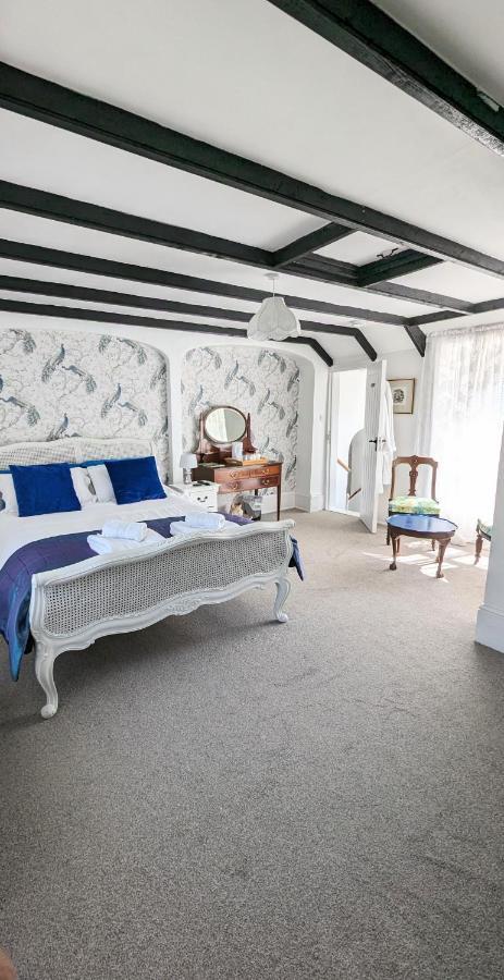 Britannia House Vintage B&B Cornwall Хелстон Экстерьер фото