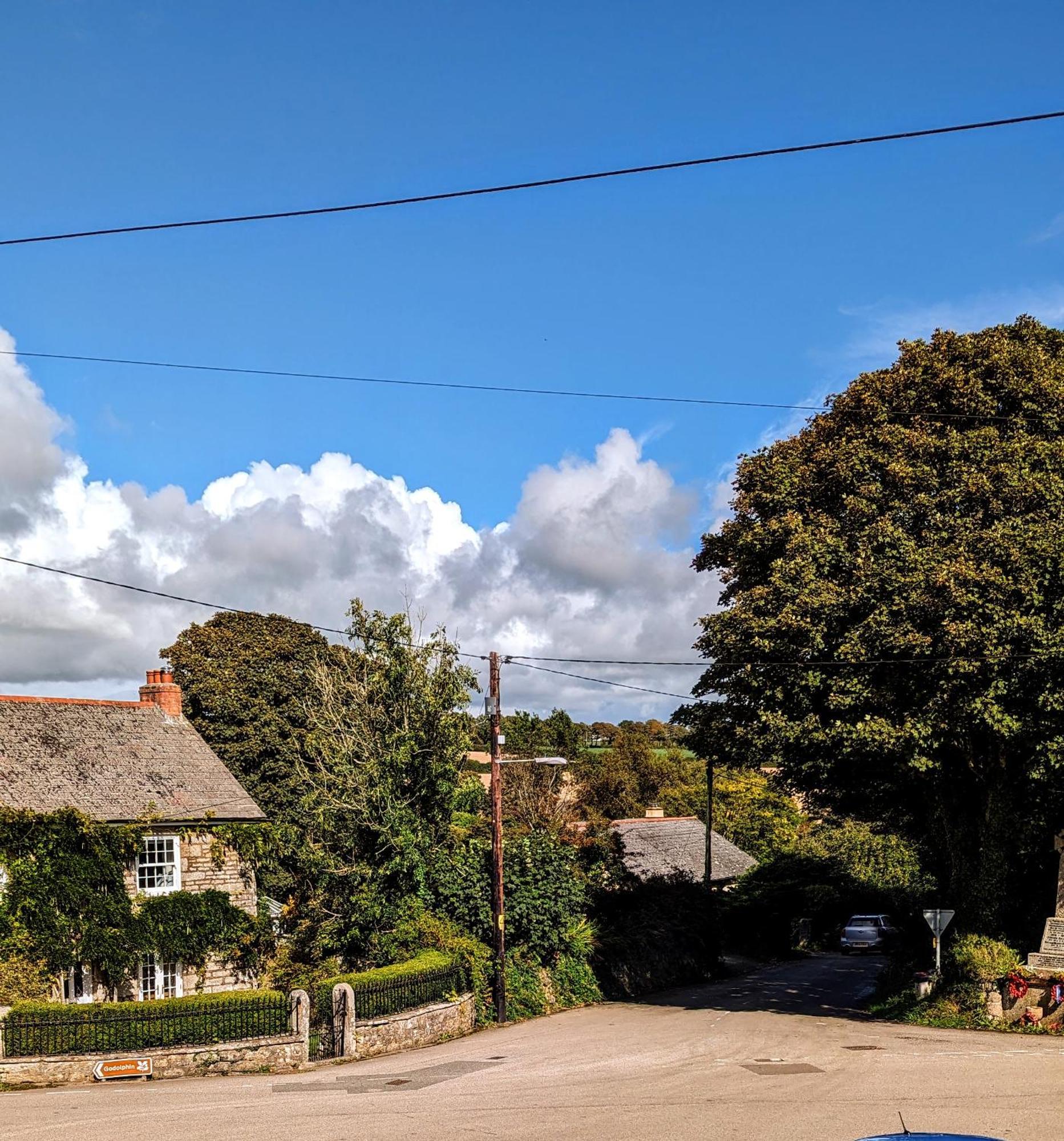 Britannia House Vintage B&B Cornwall Хелстон Экстерьер фото